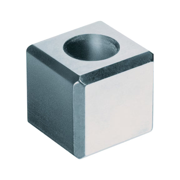 K20.3 — Позиційна шпонка 8×8